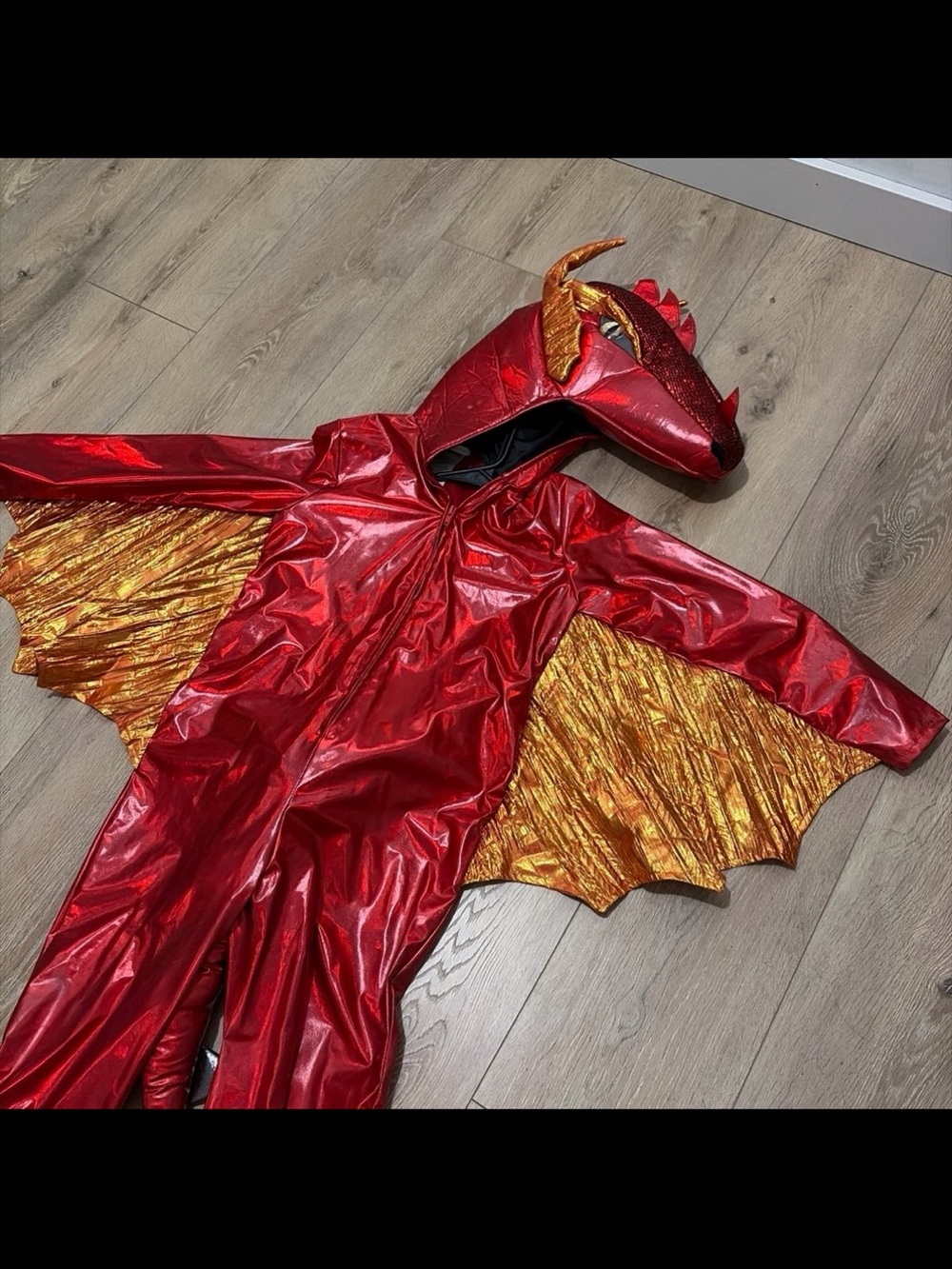 Red Metallic Dragon - Picture 2 of 5